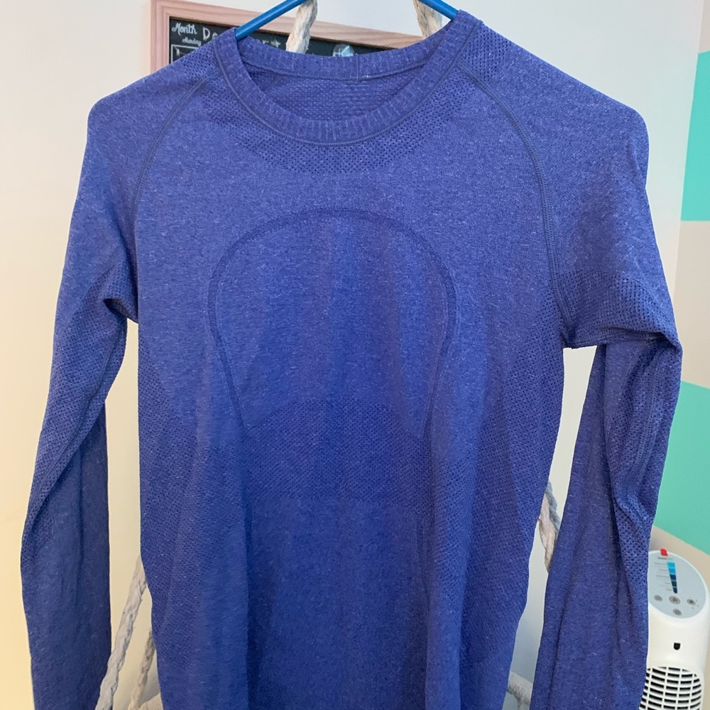 Viola Violet LULULEMON Swiftly-Tech Long Sleeve